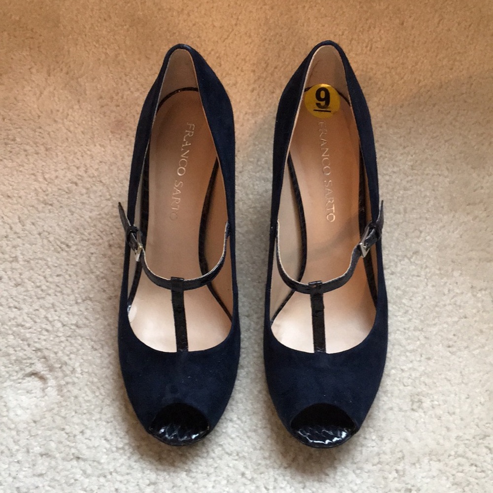 Franco Sarto T-Strap heels size 9 Midnight Blue